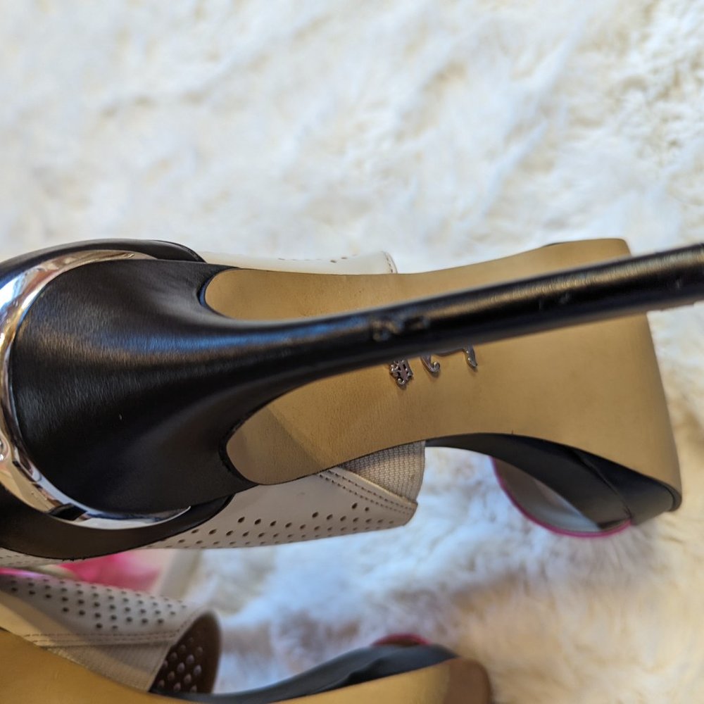 Juicy Couture sandals, size 7 - Picture 12 of 12